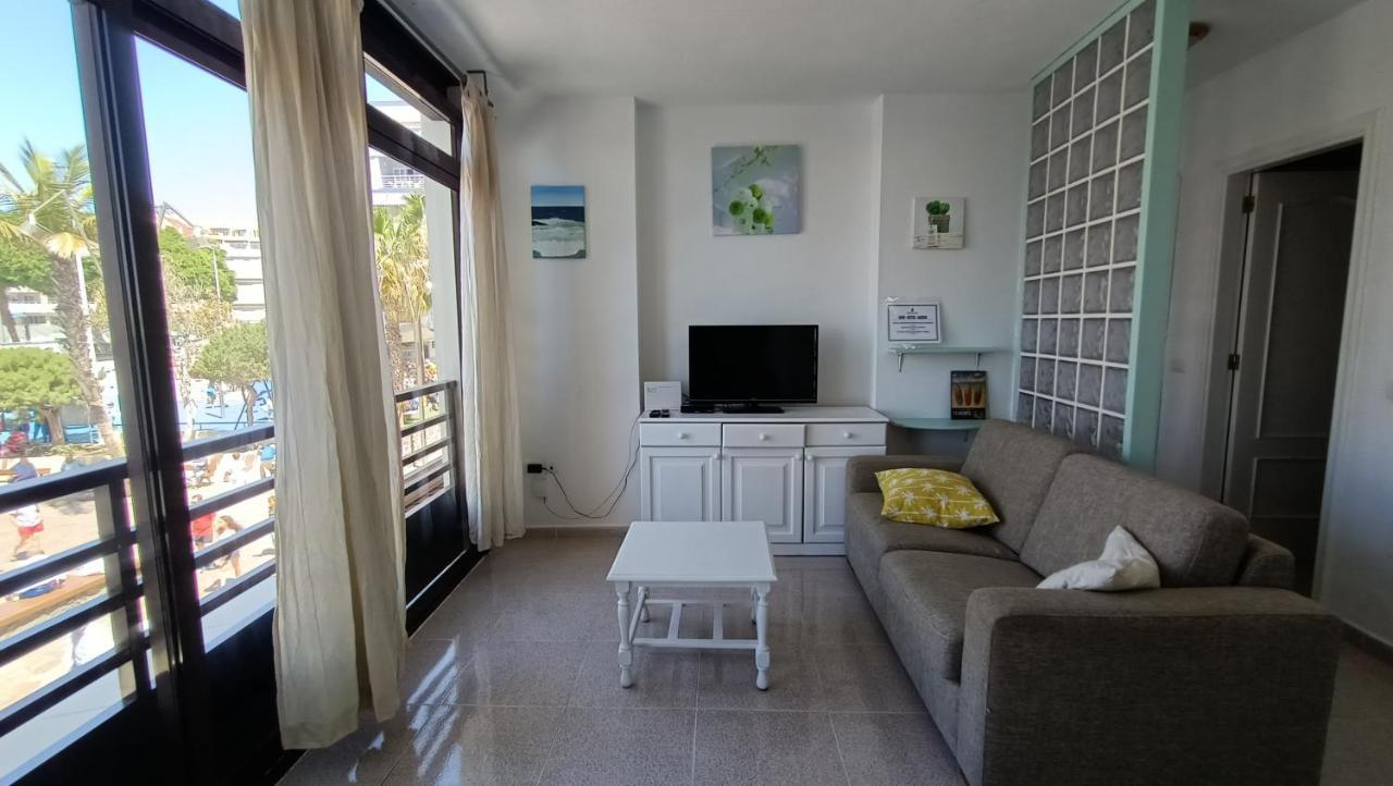 Alquilaencanarias El Medano Beach 1 מראה חיצוני תמונה